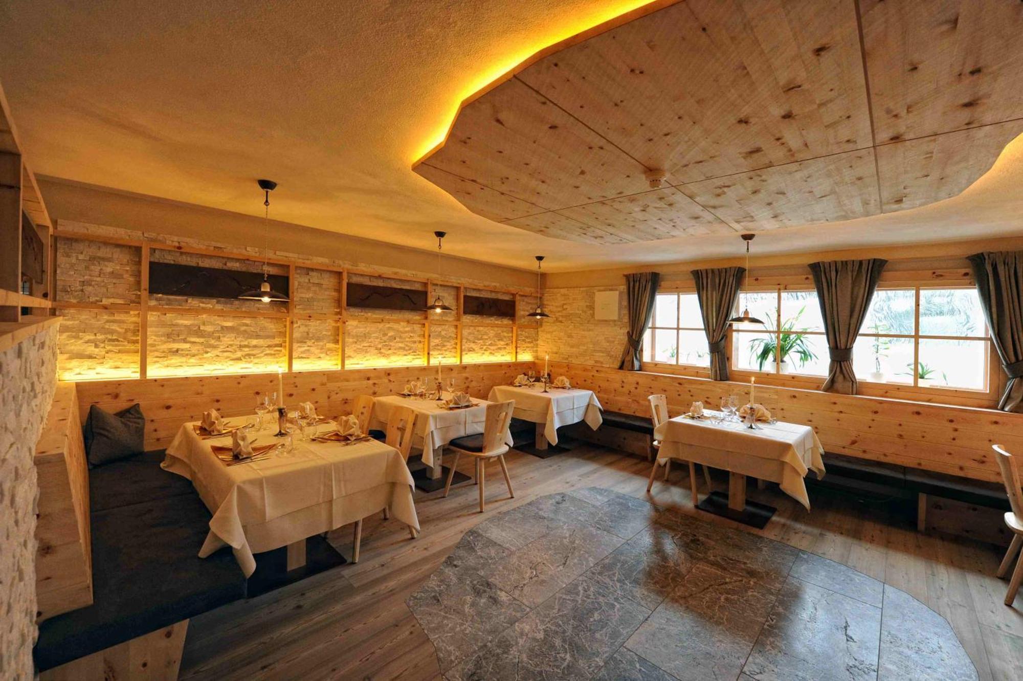 Hotel Teresa San Vigilio Di Marebbe Esterno foto