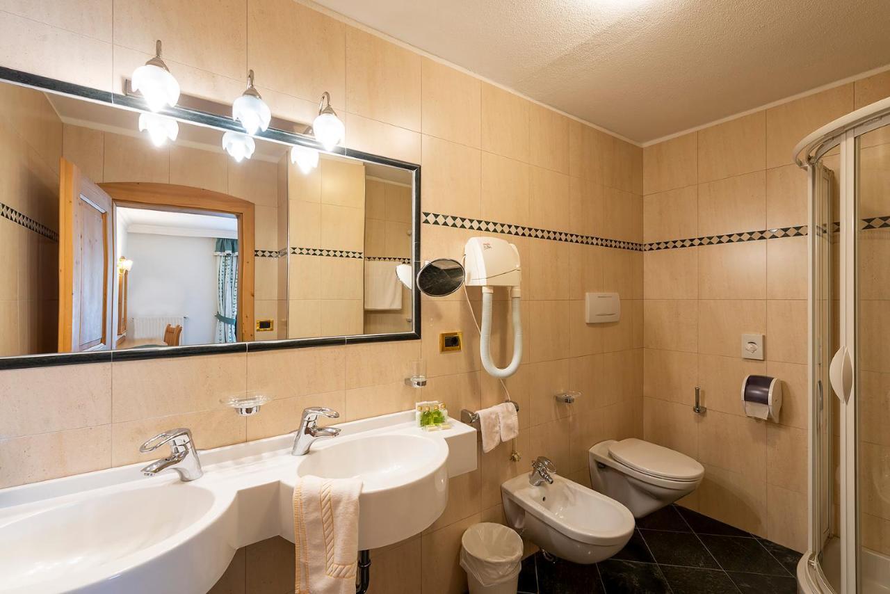 Hotel Teresa San Vigilio Di Marebbe Esterno foto
