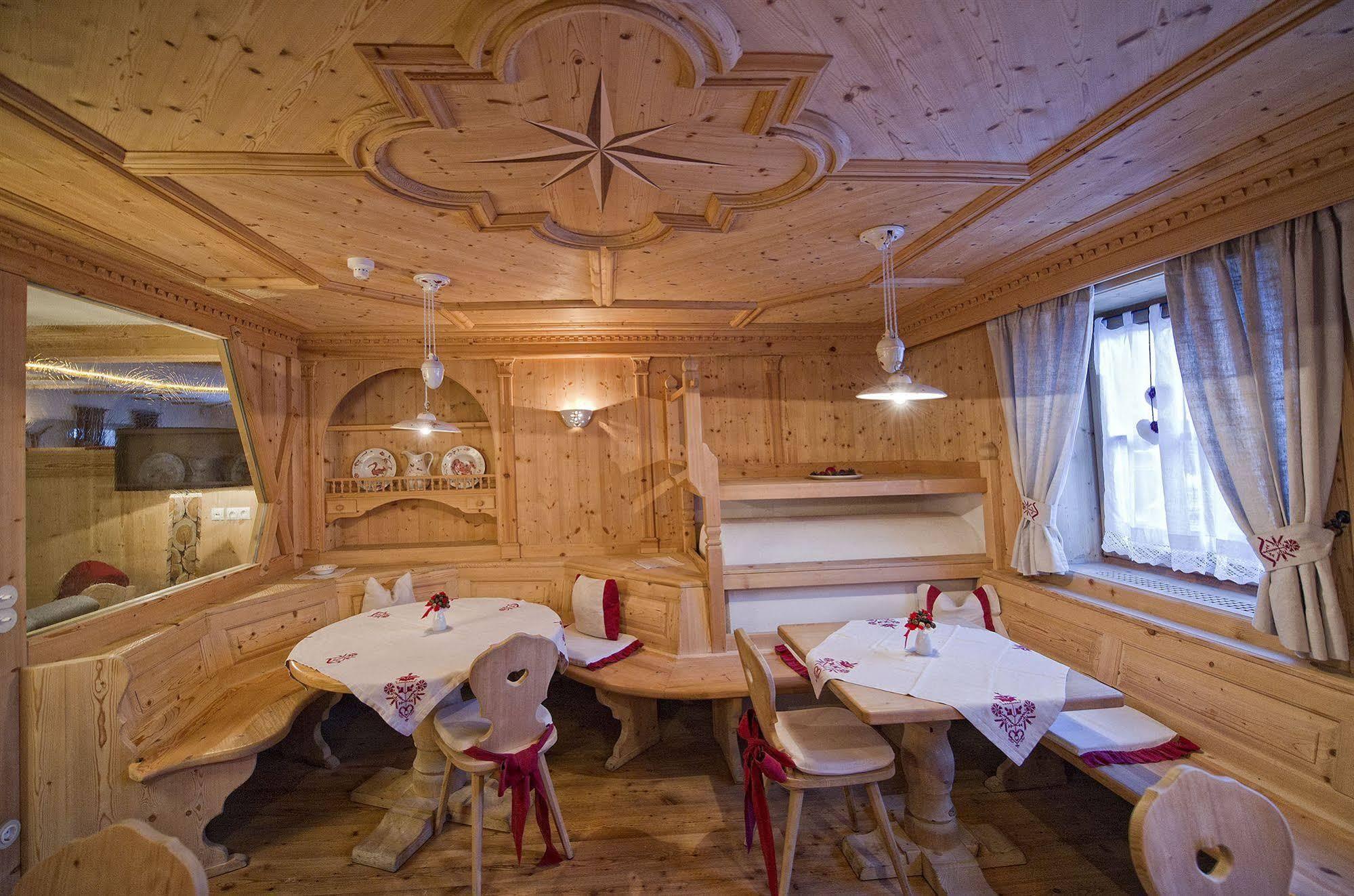 Hotel Teresa San Vigilio Di Marebbe Esterno foto
